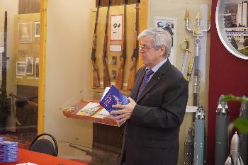 В музее ДК «Победа» прошла презентация книги ветерана АО «Златмаш»
